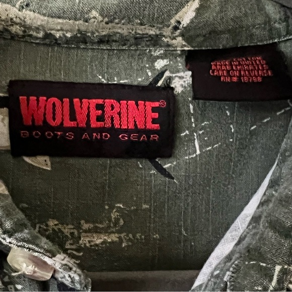 Wolverine Men’s Graphic Fish related on back and front button shirt. Sz.L - Picture 4 of 9